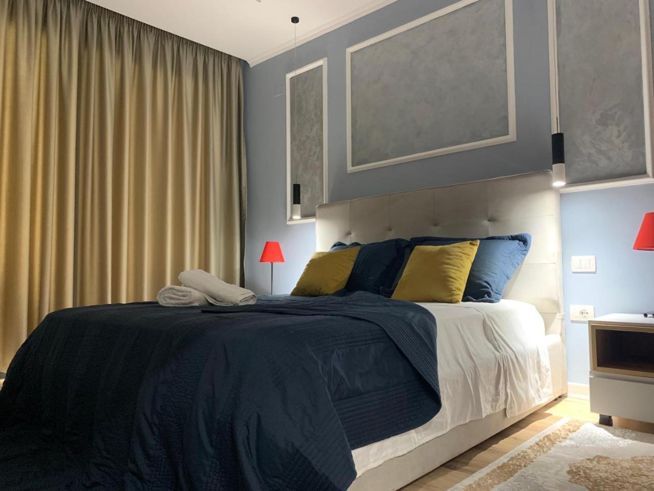Sky & Sea View Luxury Apartments Дуррес Екстер'єр фото