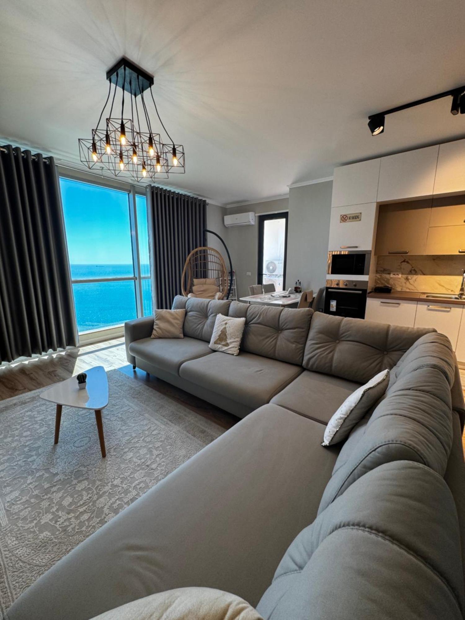 Sky & Sea View Luxury Apartments Дуррес Екстер'єр фото