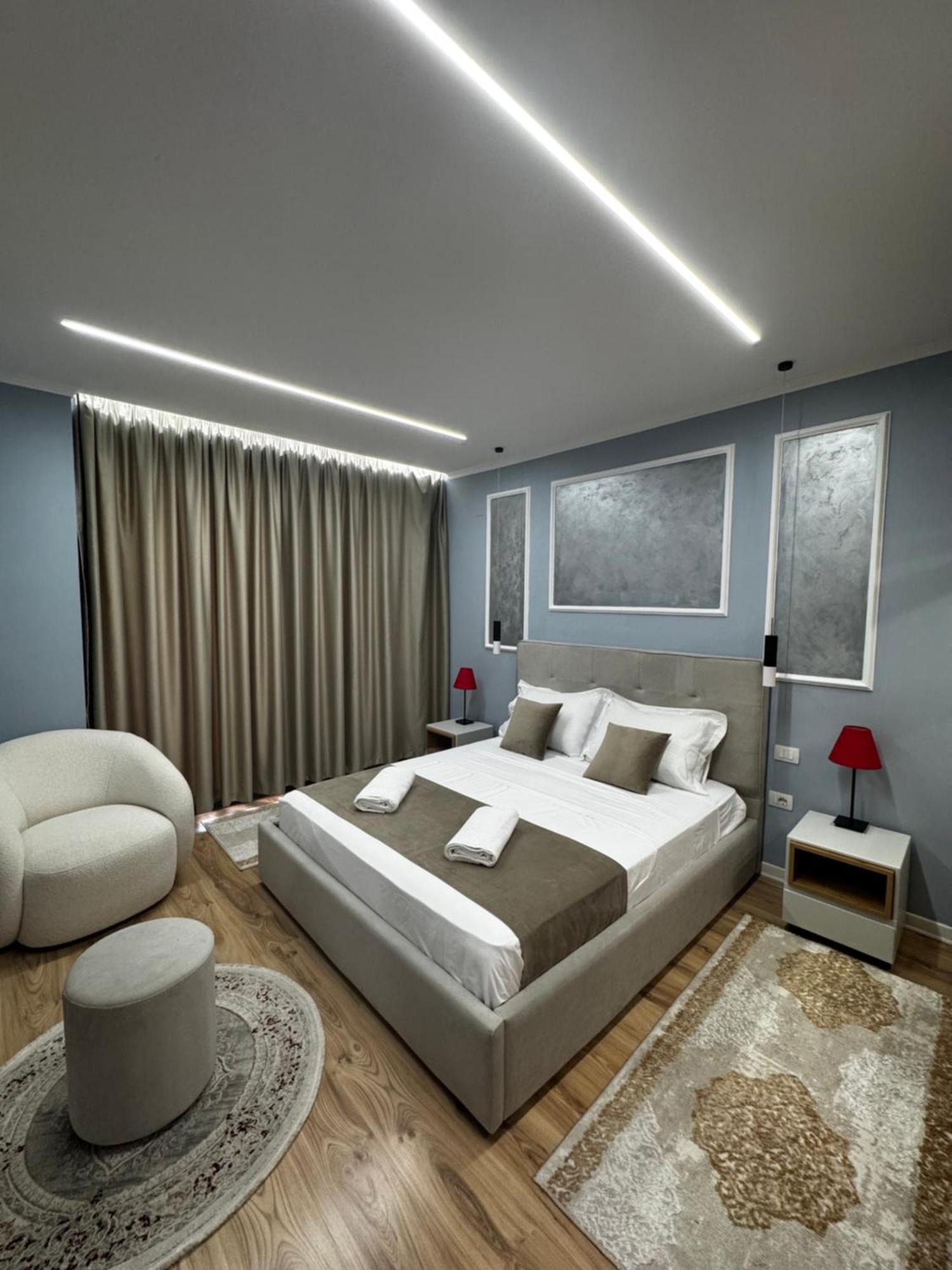 Sky & Sea View Luxury Apartments Дуррес Екстер'єр фото