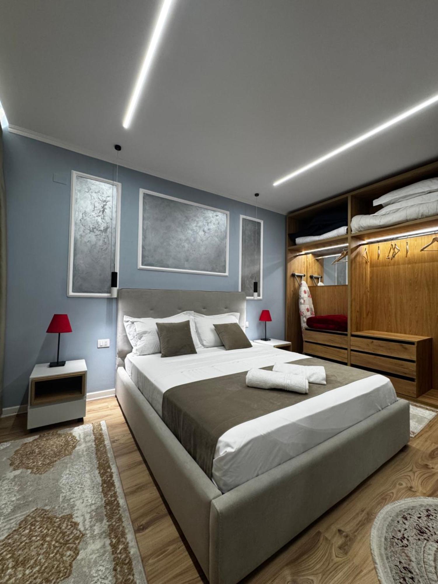 Sky & Sea View Luxury Apartments Дуррес Екстер'єр фото